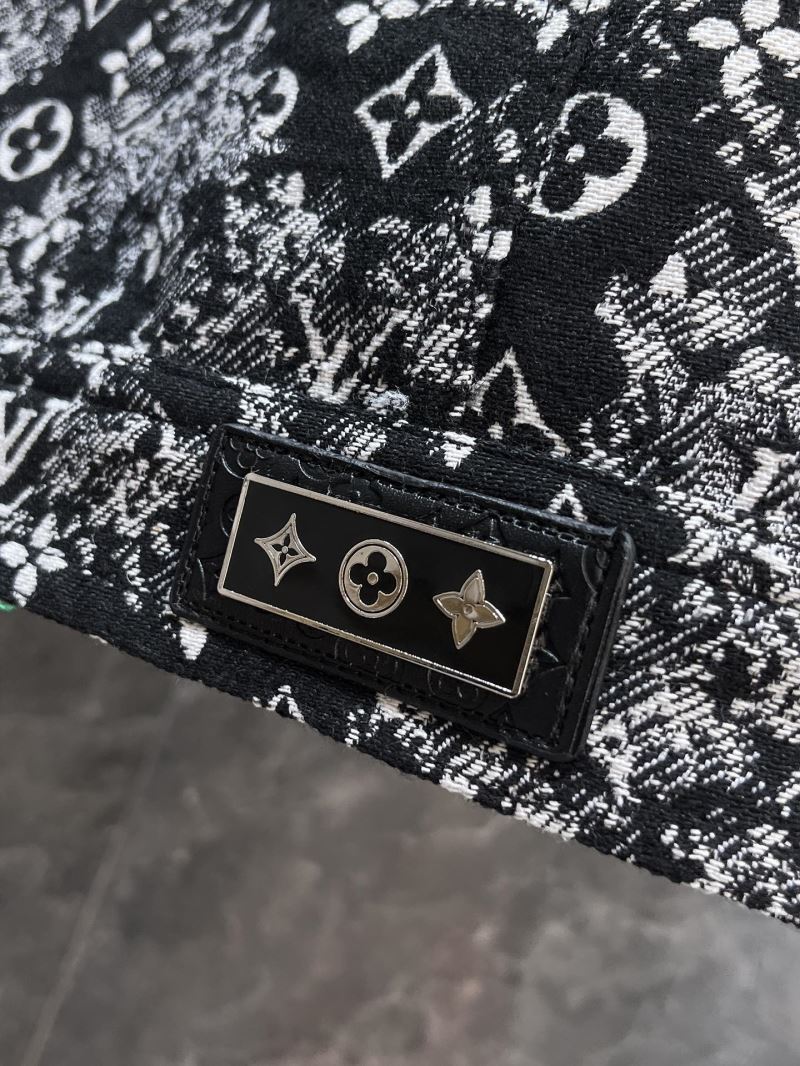 Louis Vuitton Outwear